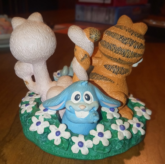 Love In Bloom by Jim Davis, Garfield 1984🪝 - Picture 2 of 4